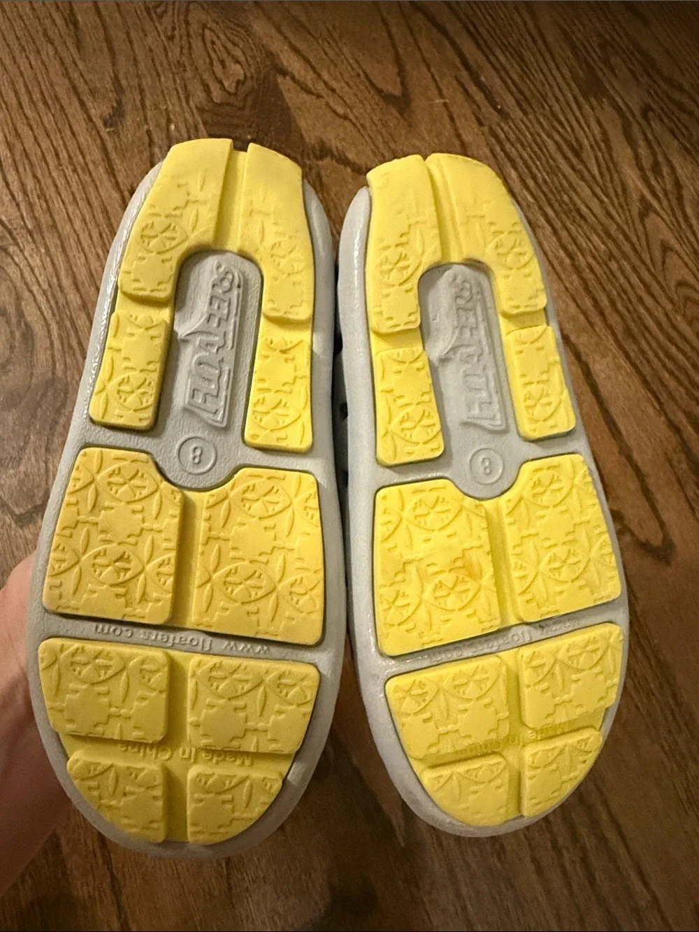 Floafers Light Gray and Yellow Bottom Size 8 toddler